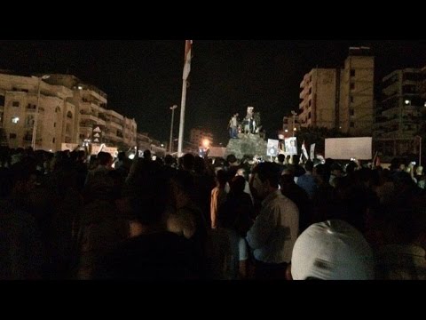 شاهد علويون يطالبون بشار بإعدام سليمان الأسد