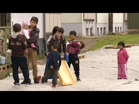 شاهد ألمانيا تواصل شراء البيوت المركبة لإيواء اللاجئين