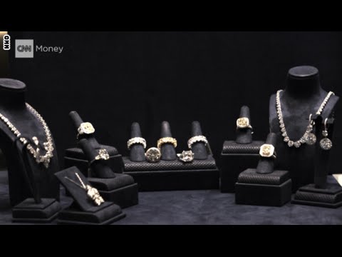 شاهد أضخم خمس عمليات سرقة للمجوهرات في التاريخ
