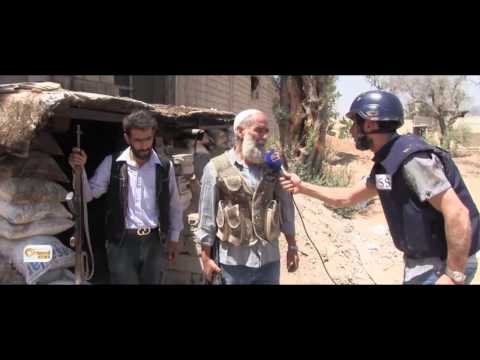 شاهد كاميرا ترافق الثوار داخل إدارة المركبات