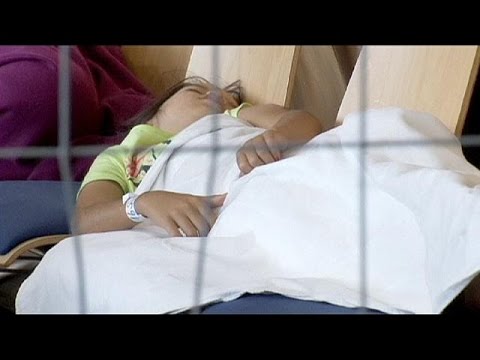 شاهد ألمانيا تستقبل 800 ألف لاجئ بحلول نهاية عام 2015