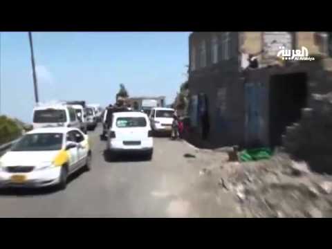 شاهد طيران التحالف يقصف مواقع المتمردين