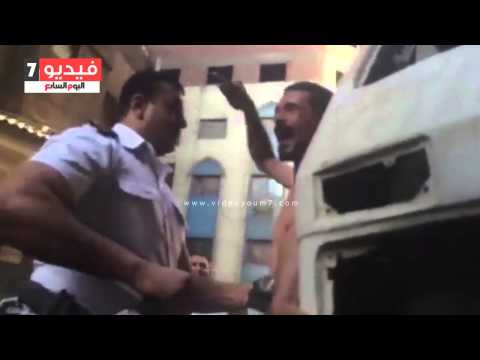 بالفيديو صحافة المواطن قارئ يرسل مقطع لضباط مرور