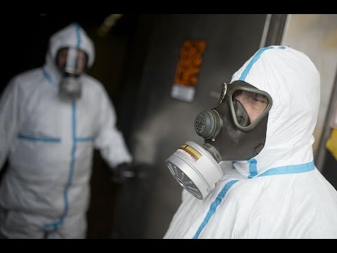 شاهد أطباء بلا حدود تعالج آثار التعرض لمواد كيماوية على أسرة سورية