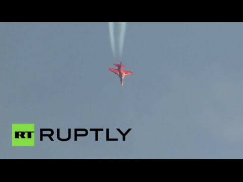 المقاتلات الروسية تنال إعجاب الجمهور