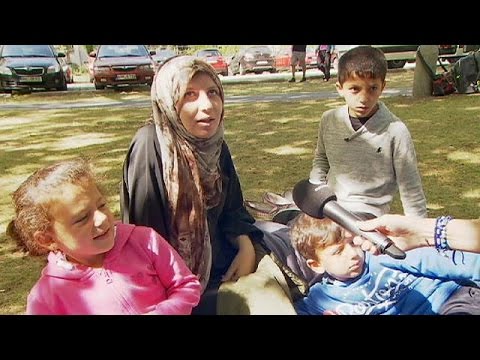 شاهد المهاجرون غير الشرعيين يغزون شوارع برلين