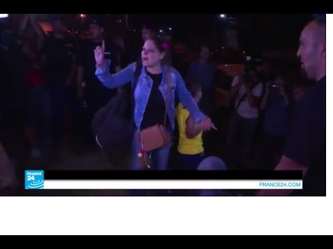 شاهد رئيس الوزراء المجري يشن هجومًا على اللائجين