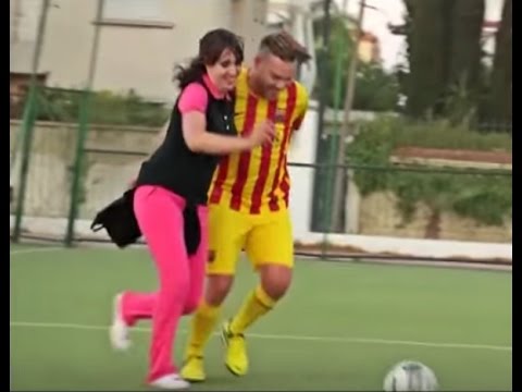 شاهد براعة عادل الميلودي في كرة القدم