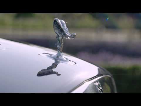 شاهد 7 دقائق من الرفاهية السحرية لسيارة رولز رويس داون 2017