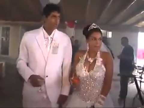 شاهد حفل زفاف يتحول إلى كارثة