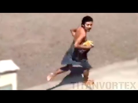 بالفيديو لحظة فرار سجين من دون ملابسه