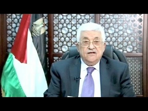 شاهد الرئيس عباس يلوح بالتراجع عن الاتفاقيات مع إسرائيل