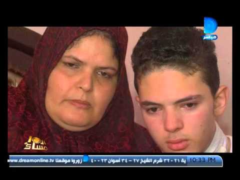 شاهد 3 بلطجية يذبحون طالبًا