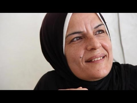 أنيسة تاني طلقها زوجها عبر الهاتف بعد إصابتها بسرطان الثدي