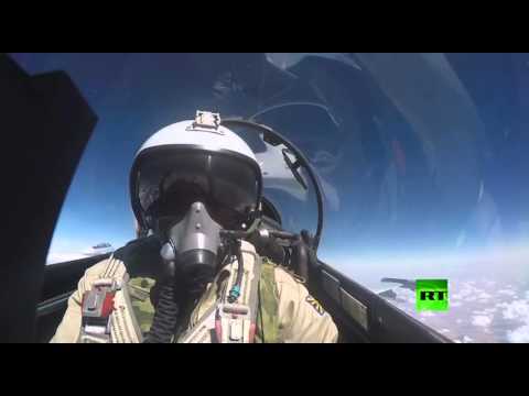 شاهد طائرة روسية تنفذ مهمة قتالية في سورية