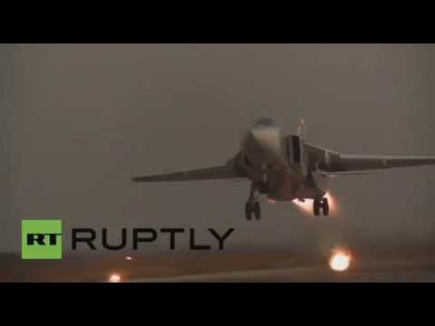 شاهد طائرة  سو 24 أم تنطلق لتنفيذ مهمة قتالية من قاعدة حميميم