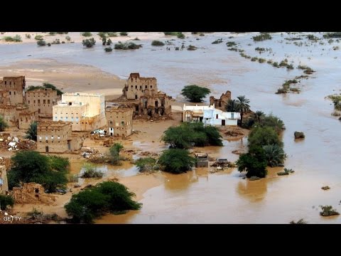 شاهد إعصار تشابالا يغرق أحياء سكنية في اليمن