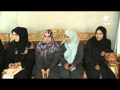 بالفيديو  الهلال الأحمر ينظم رحلة ترفيهية لكبار السن