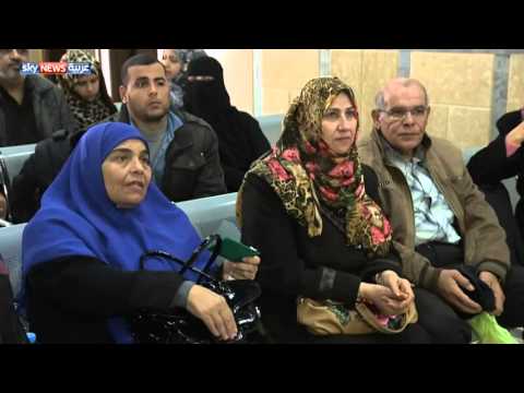 مصر تواصل فتح معبر رفح أمام المرضى والعالقين