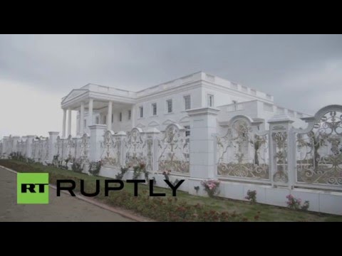 ملياردير كردى يبنى منزلا يشبه البيت الأبيض