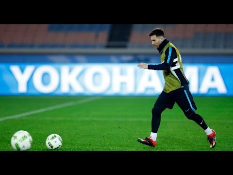 فتيات اليابان يهتفن “بارسا” قبل مواجهة برشلونة و جوانزو الصينى