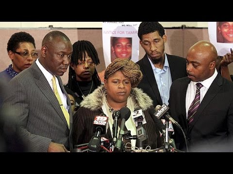 شاهد الشرطي الذي قتل صبيًا في كليفلاند يفلت من المحاكمة