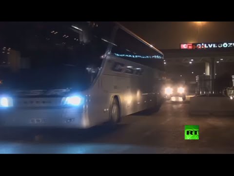 شاهد قافلة أسرى من الفوعة وكفريا تعبر الحدود السورية التركية