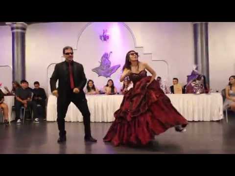 فيديو وصلة رقص مذهلة لفتاة ووالدها