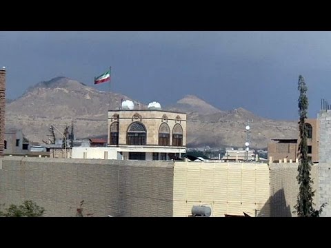 شاهد طهران تتهم السعودية بقصف السفارة الإيرانية في صنعاء