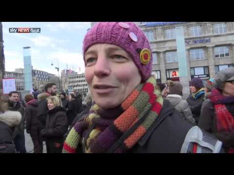 شاهد ميركل تؤيد حرمان مرتكبي الجرائم من حق اللجوء