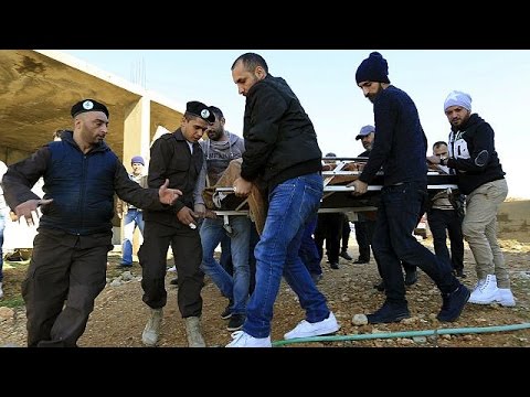 شاهد الرئيس الفرنسي يدعو لاتخاذ إجراءات إنسانية فورية في سورية