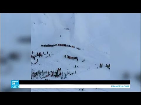 بالفيديو وفاة ثلاثة في انهيار كتلة جليدية في فرنسا