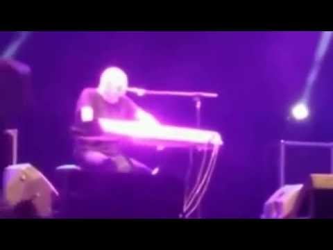 شاهد لحظة وفاة فنان إيطالي