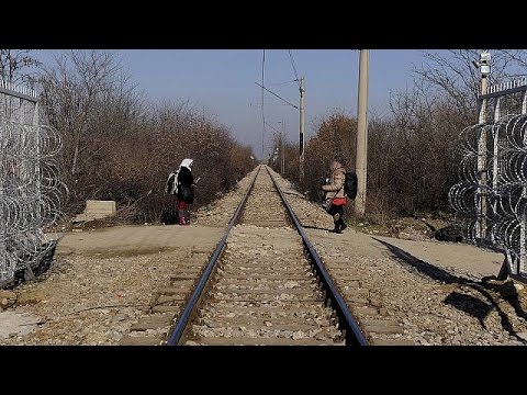 شاهد كرواتيا تلحق بمقدونيا في تطبيق إجراءات للحد من تدفق اللاجئين