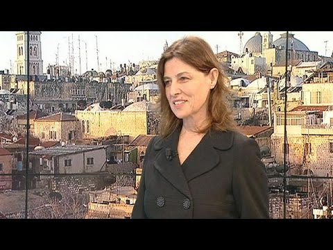 شاهد السفيرة الإسرائيلية تؤكد أن الخوف يجب أن يكون سببًا للعيش في إسرائيل