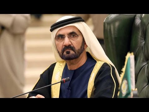 محمد بن راشد يؤكد ضرورة وجود جامعيًا برتبة وزير في الحكومة