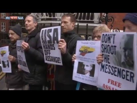 شاهد عراب ويكيليكس يتهم بريطانيا والسويد
