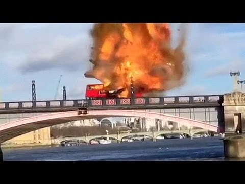 تفجير حافلة في لندن ضمن عملية تصوير فيلم لجاكي شان