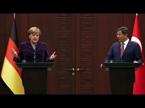 ميركل في تركيا لتنسيق بشأن حدّ تدفق اللاجئين