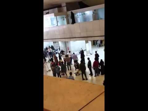 شاهد   لحظة محاولة فتاة سعودية الانتحار