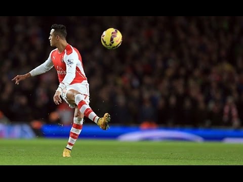 استمتع بأكثر 30 تمريرة ساحرة في تاريخ كرة القدم