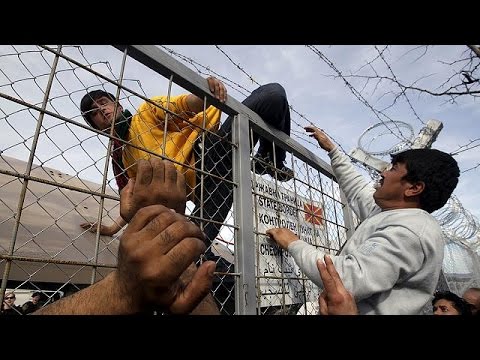 مقدونيا تصد لاجئين على حدودها