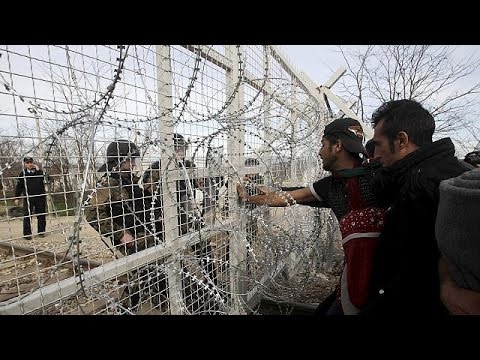 2500 أفغاني من بين 5000 لاجئ عالقون في اليونان ومقدونيا