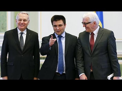 شاهد ألمانيا وفرنسا تدعوان أوكرانيا لتبني قانون انتخابات في دونباس