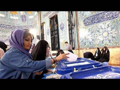 الإيرانيون ينتخبون مجلسي الشورى والخبراء