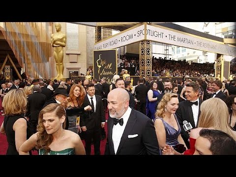 شاهد حمى الأوسكار وملايين الدولارات من وإلى هوليود سنويًا