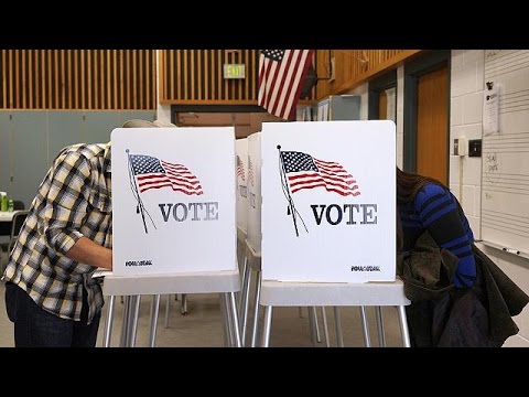 شاهد الأميركيون أمام الثلاثاء العظيم