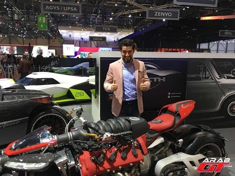 دراجة نارية مزودة بمحرك مازيراتي