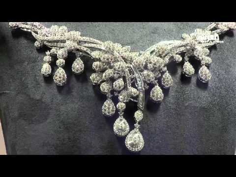 معرض اسطنبول للجواهر يجذب آلاف الزوار