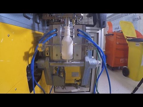 انتاج مواد بلاستيكية صديقة للبيئة